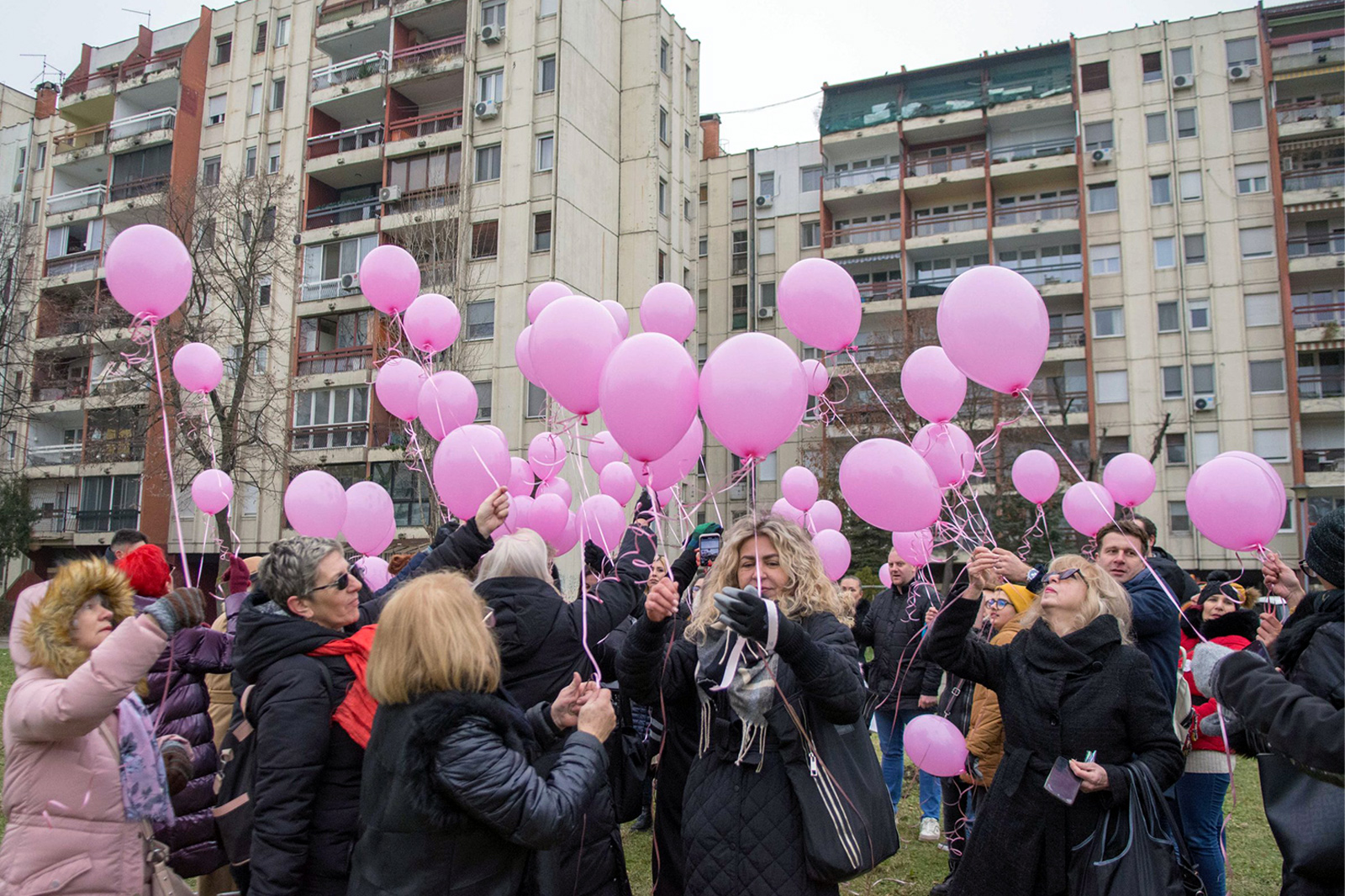 Нови Београд добио „Врт наде“- симбол подршке женама у борби против рака дојке